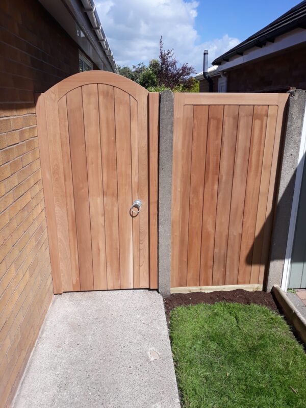 Winkley Style With Hardwood Panel